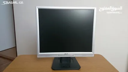 1 شاشة كمبيوتر نوع ايسر
