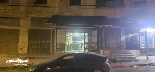  1 محلاة تجاريه