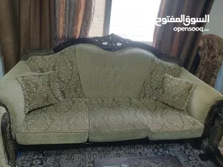  1 طقم كنب مستعمل ليس تجاري