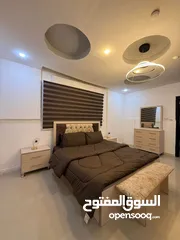  21 شقق الايمان المفروشه يومي أسبوعي أو شهري بمساحات مختلفه قرب شاطئ الغندور مباشره