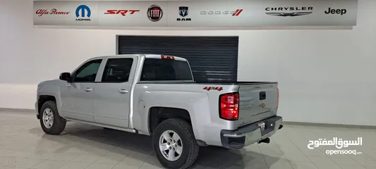  4 Chevrolet Silverado 1500 LT Long Box 4X4