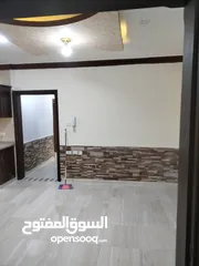  2 شقه فارغه للايجار سوبر ديلوكس مساحة 160 متر طابق ثاني مصعد قرب مجمع عمان الجديد