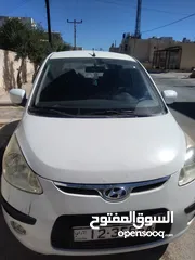  1 سيارة هونداي i10