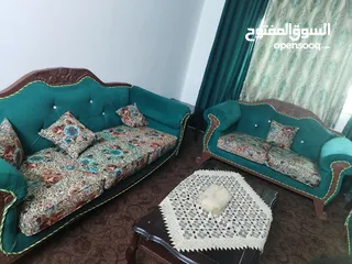  6 كنب غرفة ضيوف خشب زان استعمل عرسان مع البرادي والطاولات
