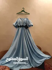  2 فستان للإيجار ملبوس مره واحدة فقط