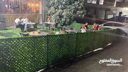  19 كوفي شوب كامل للبيع
