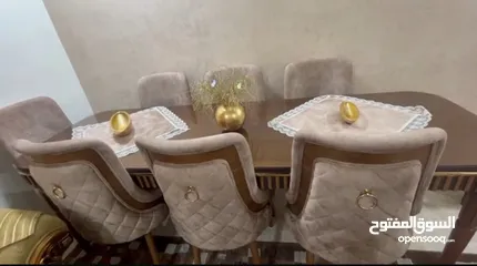  6 طاولة طعام 8 كراسي خشب زان بحالة الوكالة تفصيل