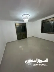  9 الشقة للبيع في رام الله / عين مصباح   .        الموقع عين مصباح / قرب جامعة القدس المفتوحه طابق اول