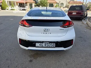  28 هونداي ايونك 2018 فل كامل فحص كامل عداد 130Km مالك 1 فقط