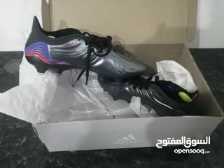  1 حذاء Adidas Copa Sense.1 FG  جديد لم يستخدم السعر 19 قابل للمفاوضه