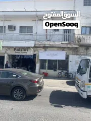  7 Shop For Rent in Jidhafs Maine Rood no 14  دكان للايجار في جدحفص على الشارع العام 14 في موقع مفتوح