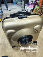  11 شنتة حمل قطط مع باسورد ، بتوسع 3 قطط قوية و بتتحمل ضد الكسر ، حتى بتقدر تعتمدها شخصي عالعقبة