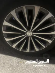  2 جنط قياس 18 للبيع او للبدل على 17