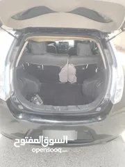  9 نيسان ليف موديل 2015