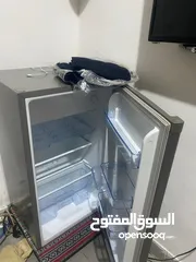  3 hisense fridge only 1 month used