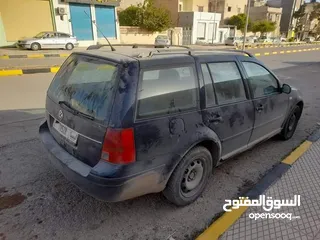  7 قولف 4 دكاتره عائليه للبيع موديل 2000