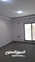  2 مكتب للبيع 100م ش الخالدي مجمع الرواد الطبي  مرخص مختبر طبي في أفضل تجمع طبي  ممكن مع او بدون مختبر