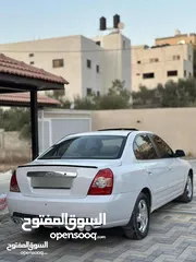  6 هونداي افانتي للبيع منفوضة