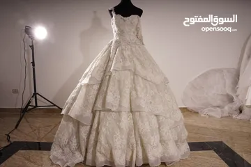 8 بدلات عرايس جديده و شبه جديده للبيع