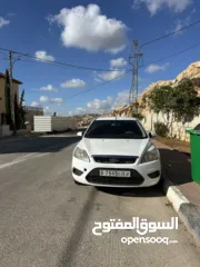  2 فورد فوكس للبيع