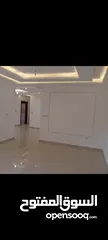  1 عرض حصري - شقه فارغه فاخره ومميزه جدا تستحق المشاهده لم تسكن سوبر ديلوكس - 200 متر