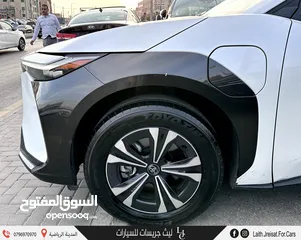  8 تويوتا bZ4X كهربائية بالكامل 2022 Toyota bZ4X EV