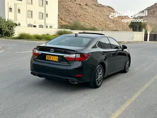  4 *للبيع لكزس ES 350 2017 نضيف جدا*