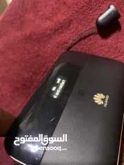  8 باوربانك ومودم من شركة هواوي