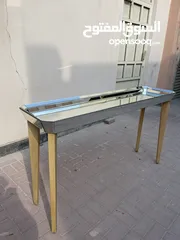  2 Full glass table with wooden stand