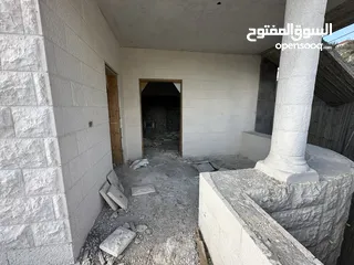  5 شقة عظم للبيع