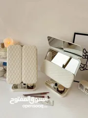  1 مراي مضيئه مع ستاند مكياج