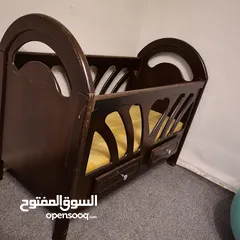  3 سرير بيبي.