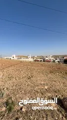  8 ارض في منطقه فلل على مستوى الشارع شفا بدران بالقرب من اكادميه ميراس