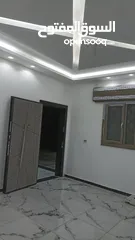  4 منزل أرضي جديد ما شاء الله للبيع في مدينة طرابلس منطقة عين زارة بالقرب من جامع موسي كوسا
