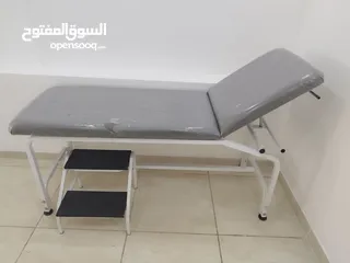  2 سريرفحص مرضى و خزانات عيادة examination couche
