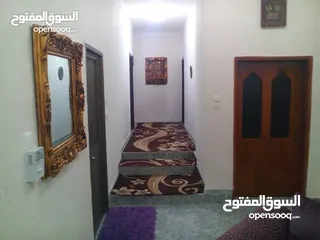  1 شقة طابق ارضي مدخل مستقل مع ساحات