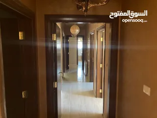  3 الصويفيه شقه مفروشه للايجار الطابق الثاني مع مصعد