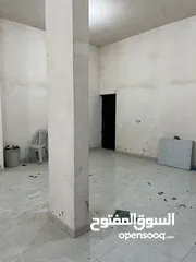  4 مخازن للايجار السنوي