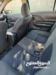  7 تويتا بريوس c 2015 فب ما عدا الجلد ويوجد فتحة بالسقف