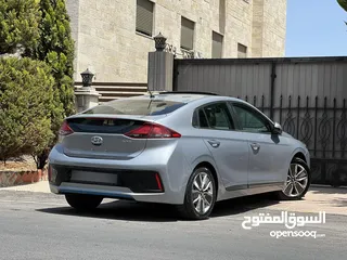  4 هيونداي ايونك موديل 2018 فحص ثلاث جيد 1 ضربه على الراس فل كامل