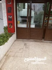  3 باب لمحل معجنات للبيع