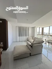  4 قعدة جديدة بلون البيج للبيع