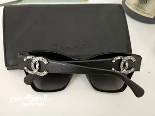  1 Chanel sunglasses