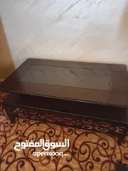  18 طقم كنب خشب زان مصري 9 مقاعد تفصيل بحاله ممتازه للبيع  + طقم طاولات عدد 3 +سجاده 5×5  + برادي عدد 2