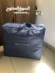 2 تخت بيبي ازرق وزهري جديد