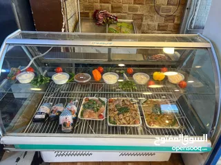  1 معدات مطعم للبيع بسعر حرق  يرجى قراءة الاعلان جيدا