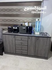  3 شقه مفروشه واستوديو مفروش  للايجار أسبوعي او شهري او سنوي. وللعائلات فقط كون العماره عائليه محترمه.