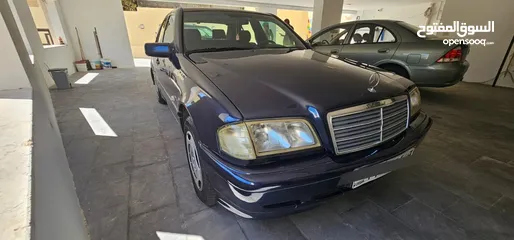  4 مرسيدس c180