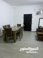  4 شقه مفروشه للايجار