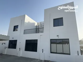  1 منزل للبيع ولاية سمائل المدرة خلف بنك مسقط  من طابقين (سعر منافس في منطقة راقية)